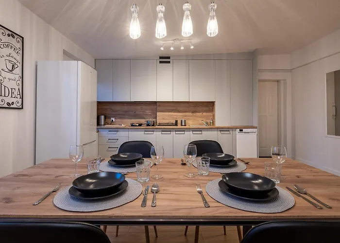 31 Centrum - Mieszkanie Dla 4 Osob 아파트